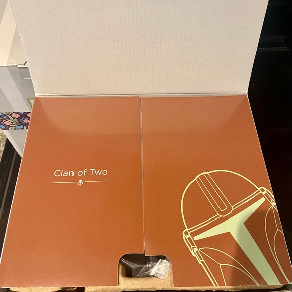 The Child SCENTSY Home Decor Plug In Wax Bar Candle Warmer Star Wars Yoda NEW - Picture 5 of 16